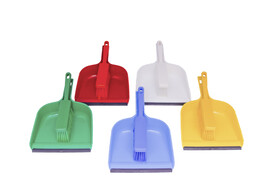 DUST PAN   BANNISTER